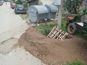 U KNEZ MIHAJLOVOJ ULICI RUPA STOJI DVA MESECA