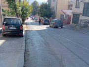 KANALIZACIJA TEČE MESECIMA ULICOM MILOŠA OBILIĆA, NADLEŽNI NE REAGUJU