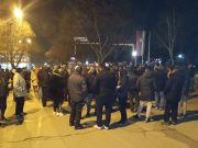 I protekle večeri održan protest, večeras se skuplja pomoć za studente