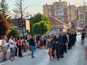 Proslava i opomena u Blacu: Maturska kolona sve kraća, problemi sve veći