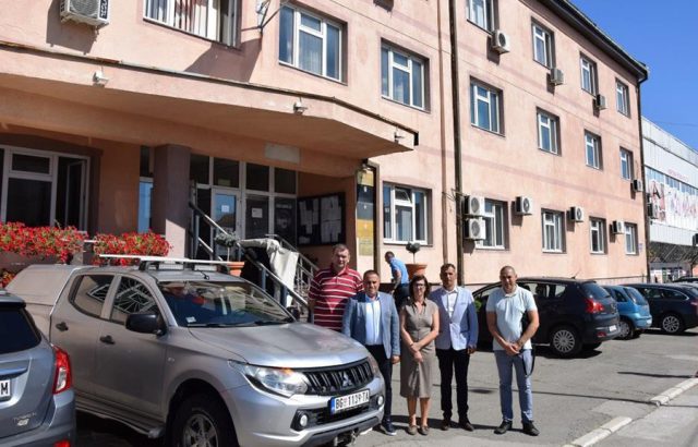 EMS donirao vozilo Opštini Blace
