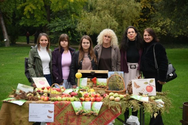 VPPŠ na izložbi Stare sorte Srbije 1