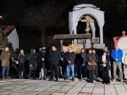 Paljenjem sveća i minutom ćutanja u Prokuplju odata pošta Oliveru Ivanoviću