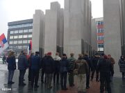 Veterani iz Toplice zaustavljeni na putu za Banjaluku: Uprkos preprekama stigli na obeležavanje 30 godina Republike Srpske