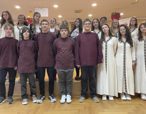 Gimnazijalci iz Prokuplja osvojili prve nagrade na Republičkom takmičenju u pevanju tradicionalne pesme