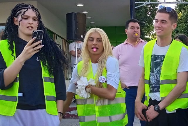 Suzana Jović na protestu u Prokuplju