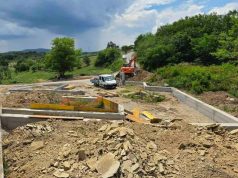 Kuršumlija: Počela rekonstrukcija puta i uređenje javnog prostora u Mačkovcu