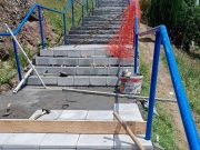 Kuršumlija uređuje stepenište kod Gvozdenog mosta, stiže i rampa za osobe sa invaliditetom