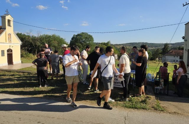 Student u svakom selu Dubovo