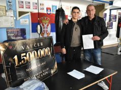 Profesionalni bokser Marko Marić donirao 1,5 miliona dinara Bokserskom klubu Topličanin